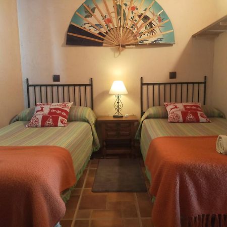 Fuente el Sauz La Casa Del Abuelo Simonゲストハウス エクステリア 写真