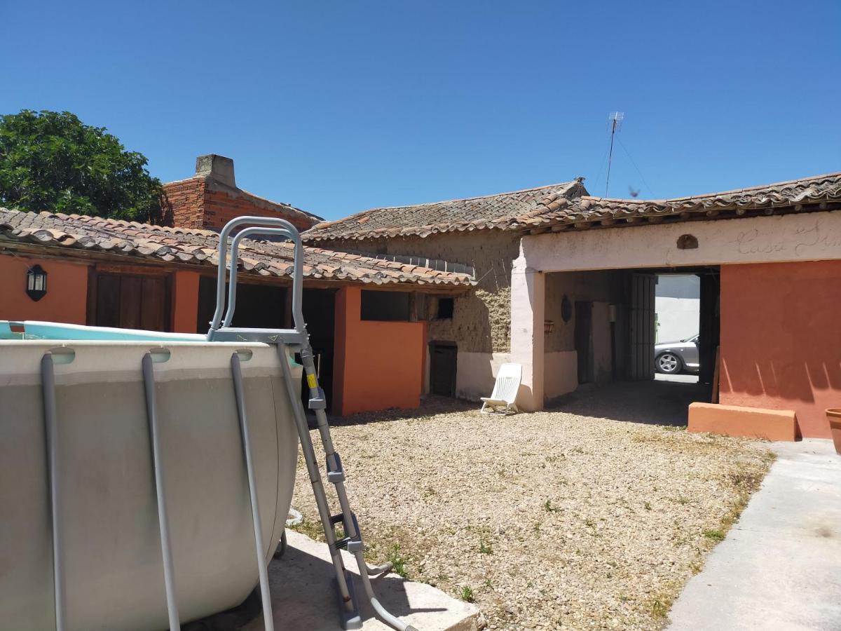 Fuente el Sauz La Casa Del Abuelo Simonゲストハウス エクステリア 写真
