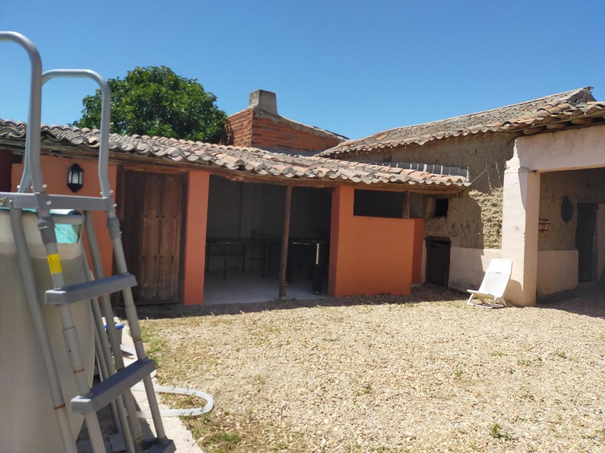 Fuente el Sauz La Casa Del Abuelo Simonゲストハウス エクステリア 写真