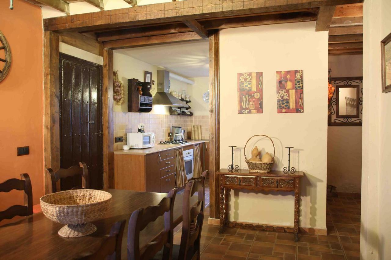 Fuente el Sauz La Casa Del Abuelo Simonゲストハウス エクステリア 写真