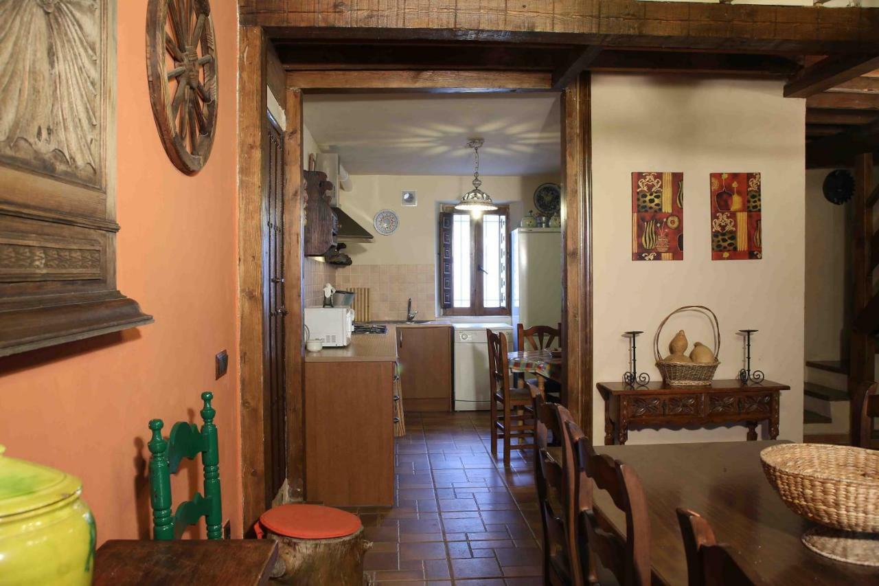 Fuente el Sauz La Casa Del Abuelo Simonゲストハウス エクステリア 写真