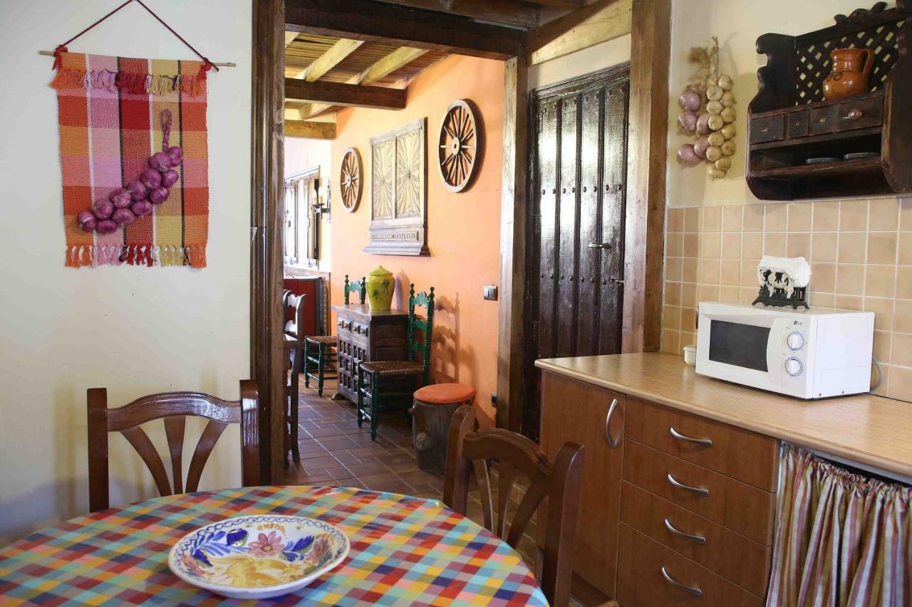 Fuente el Sauz La Casa Del Abuelo Simonゲストハウス エクステリア 写真