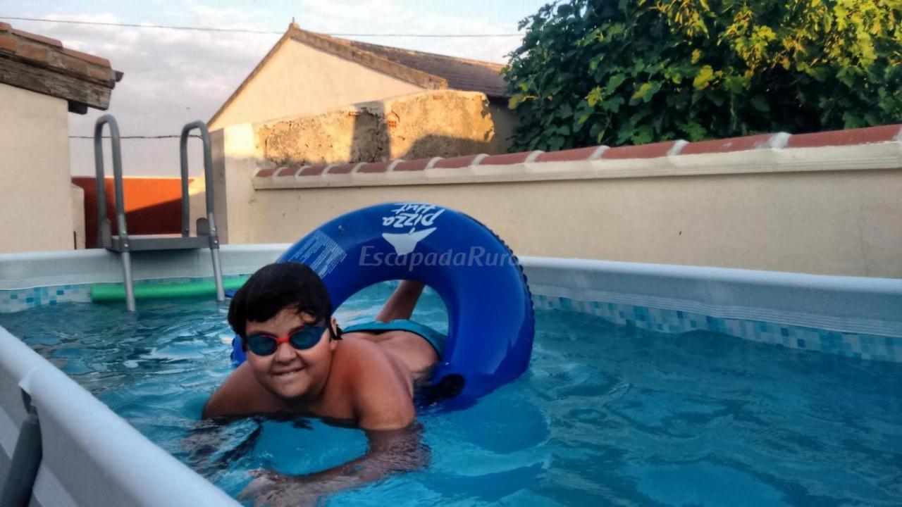 Fuente el Sauz La Casa Del Abuelo Simonゲストハウス エクステリア 写真