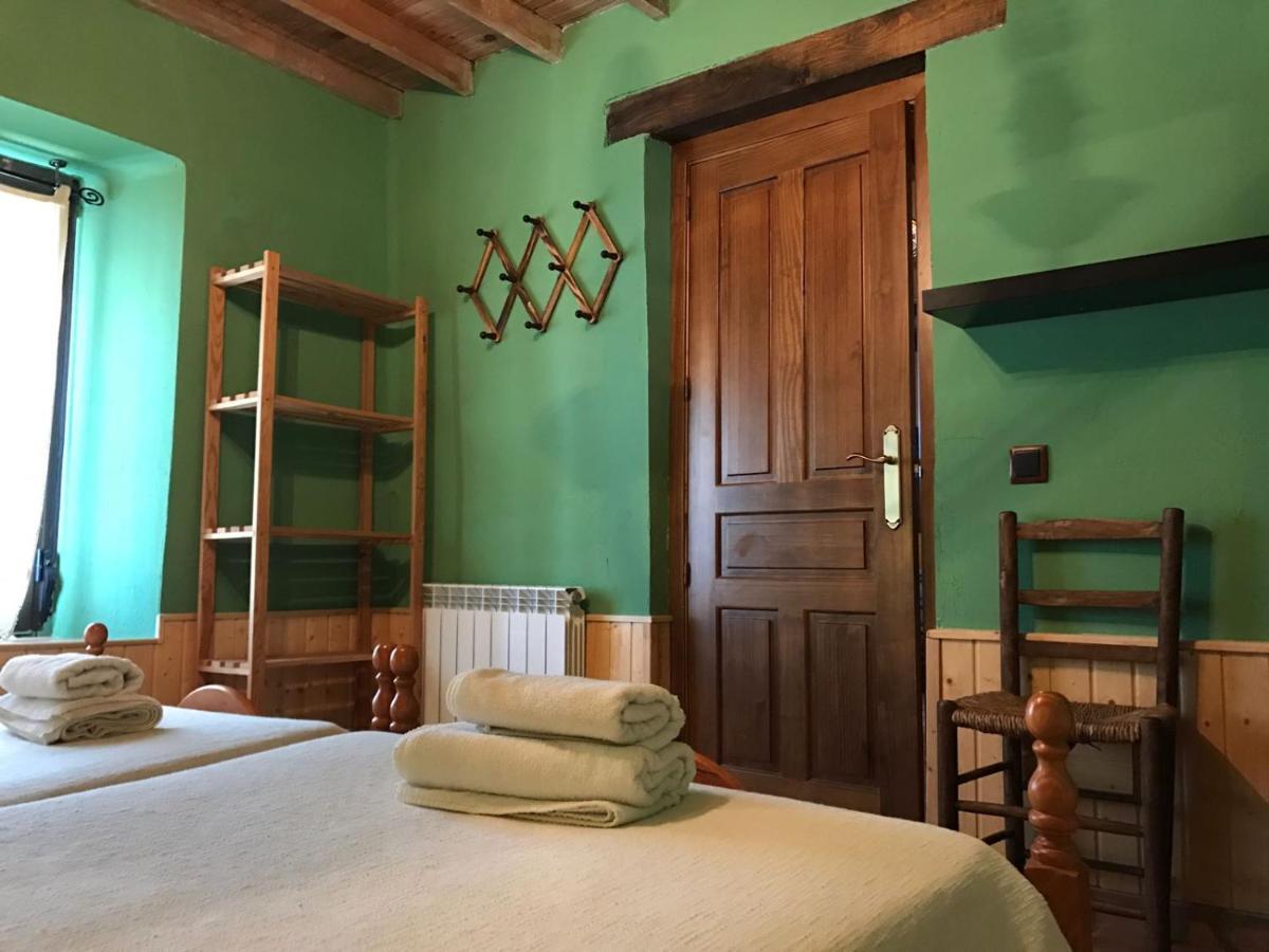 Fuente el Sauz La Casa Del Abuelo Simonゲストハウス エクステリア 写真
