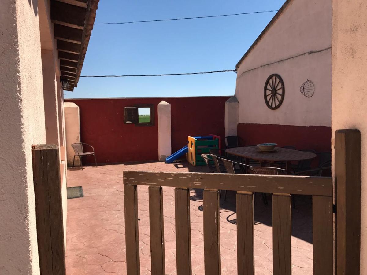 Fuente el Sauz La Casa Del Abuelo Simonゲストハウス エクステリア 写真